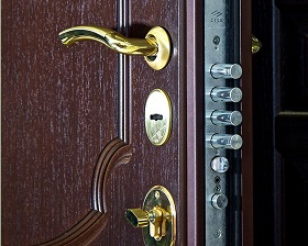 Замена замка на металлической двери Legran в Дивногорске