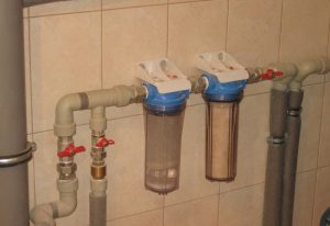 Установка проточного фильтра для воды в Дивногорске